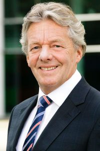 Bewerbungsfoto Mann im Anzug