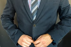 Bewerbungsfoto klassisch modern - Mann im Anzug